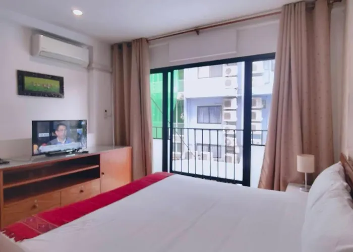 Cloud No 3 Serene Oasis King Bed In Bkk Heart