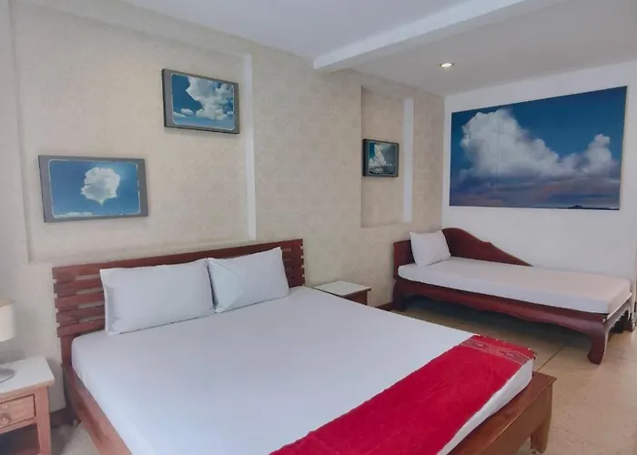 Cloud No 3 Serene Oasis King Bed In Bkk Heart